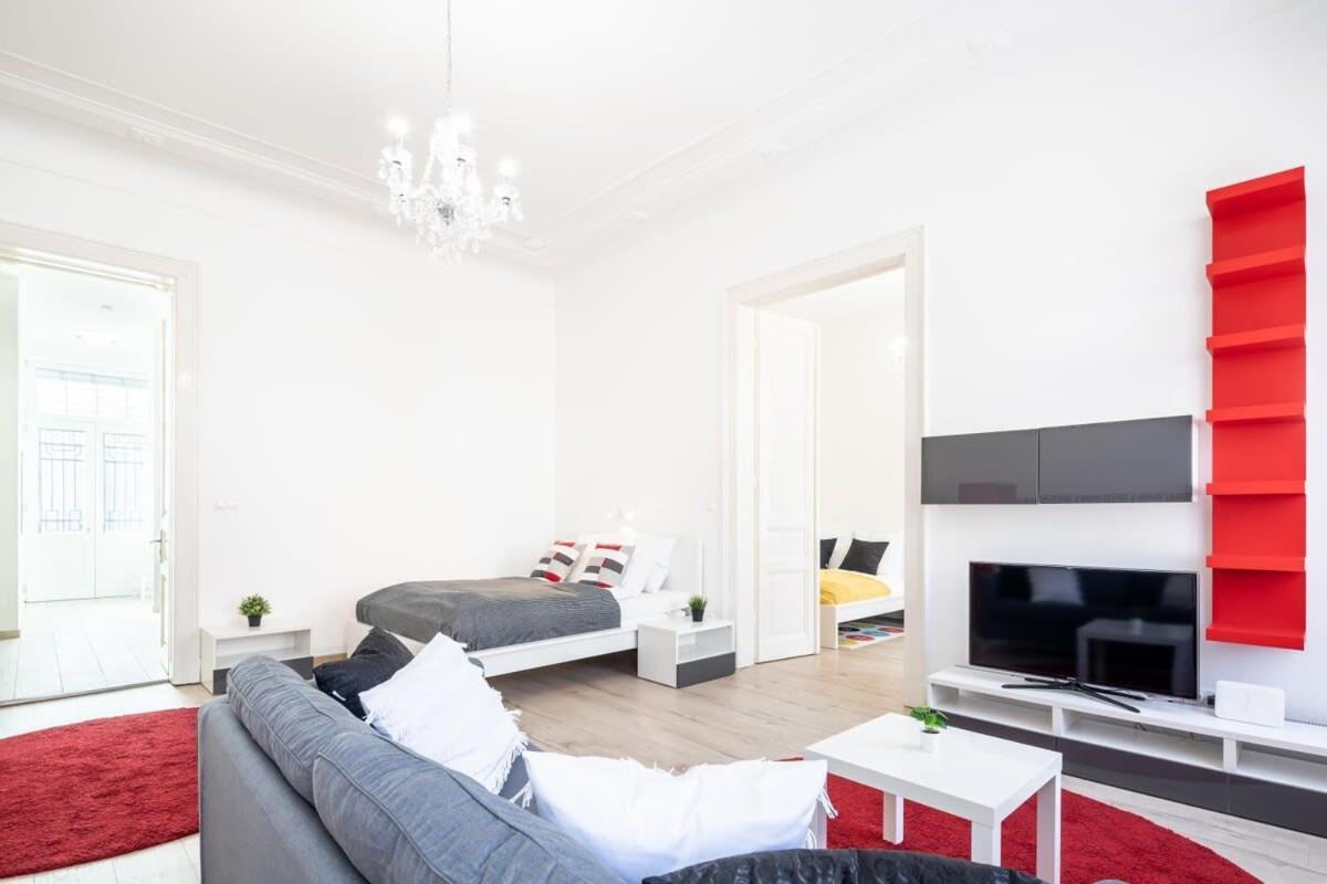 Bright & Large Apartment At Top Location Budapest Exterior foto