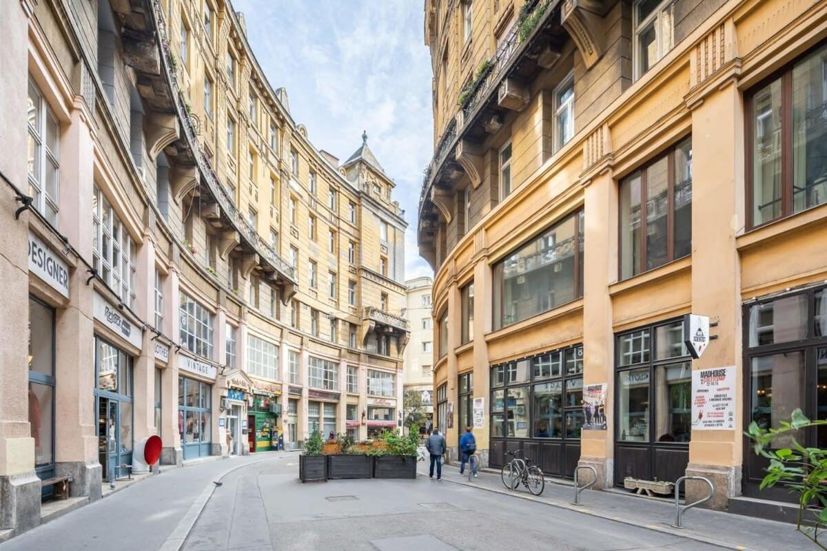 Bright & Large Apartment At Top Location Budapest Exterior foto